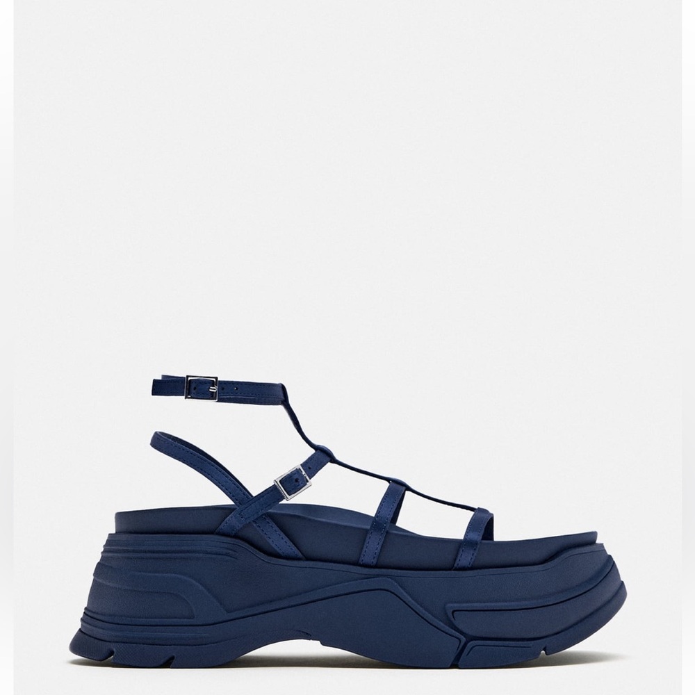 Chunky Strappy Flatform Sandals from Zara